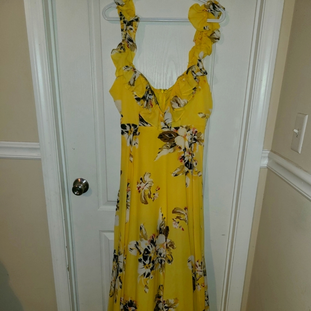 Yellow long dress